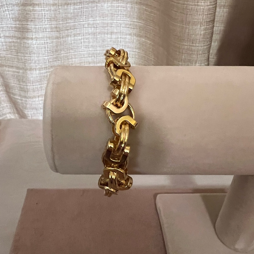 Gold Link Bracelet 18K Gold Plated NWOT
